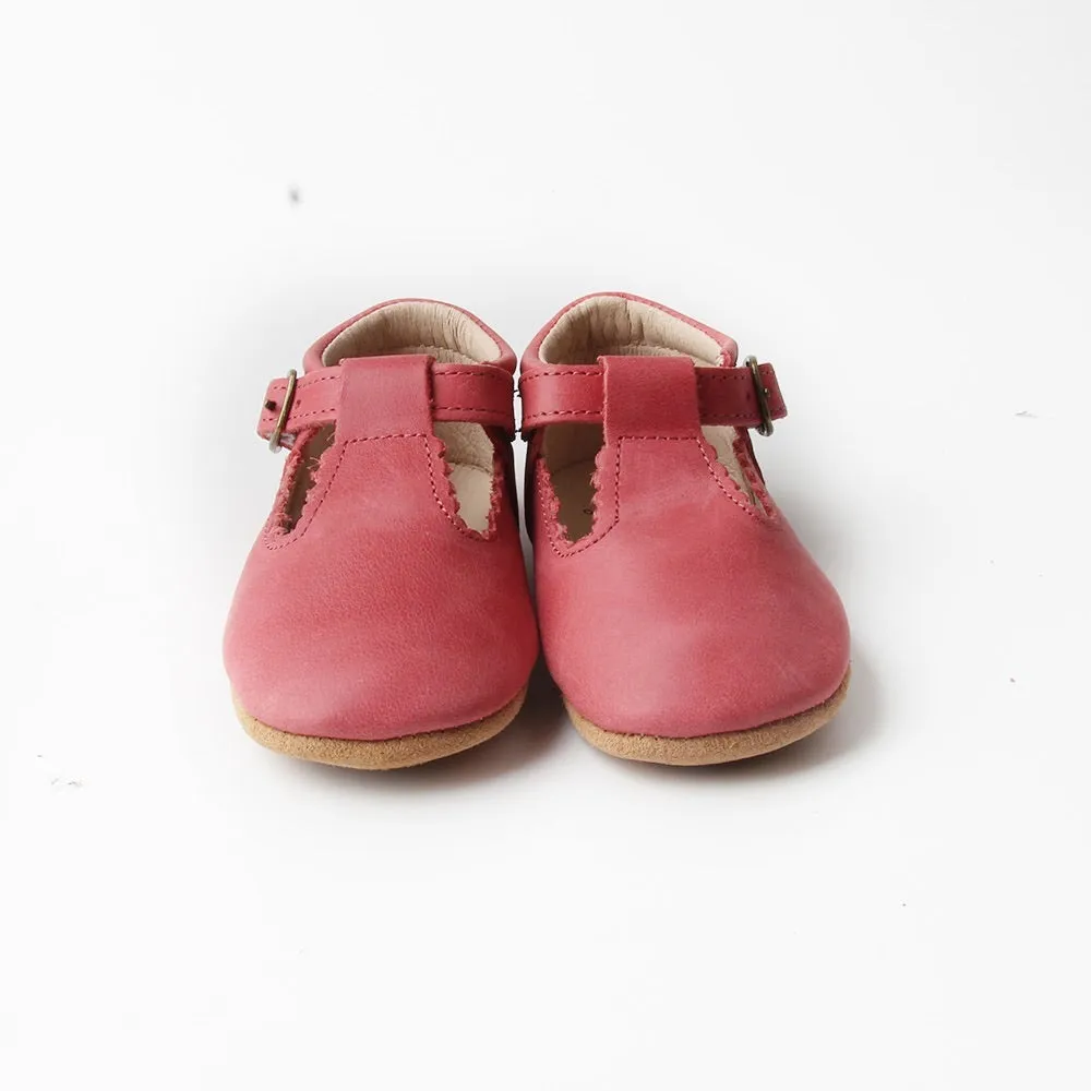 Riley T-Straps -  Oil Waxed - Rothko Red Scalloped