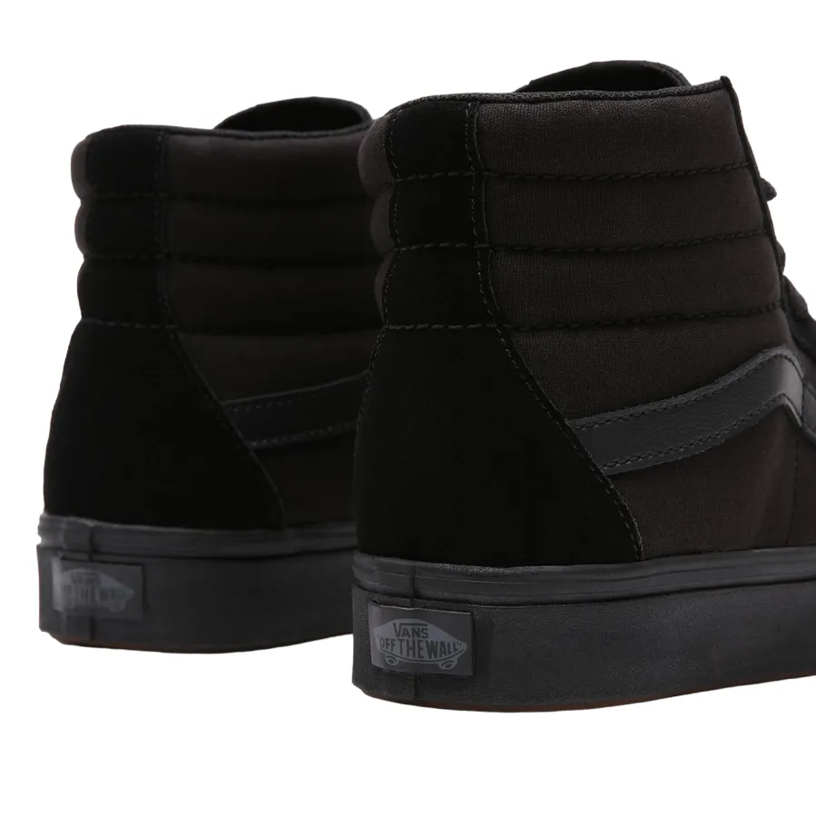 Vans scarpa sneakers alta da uomo e donna Comfycush Sk8-Hi vn0a3wmbvnd1 nero-nero